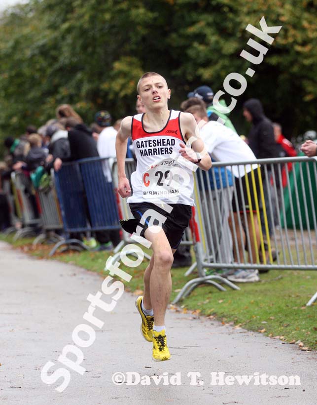 Jed Marshall (Gateshead Harriers) finishing 7th in the under-17 mens ERRA Natioanl Athletes Road Relay. Photo: David T. Hewitson/Sports for All Pics